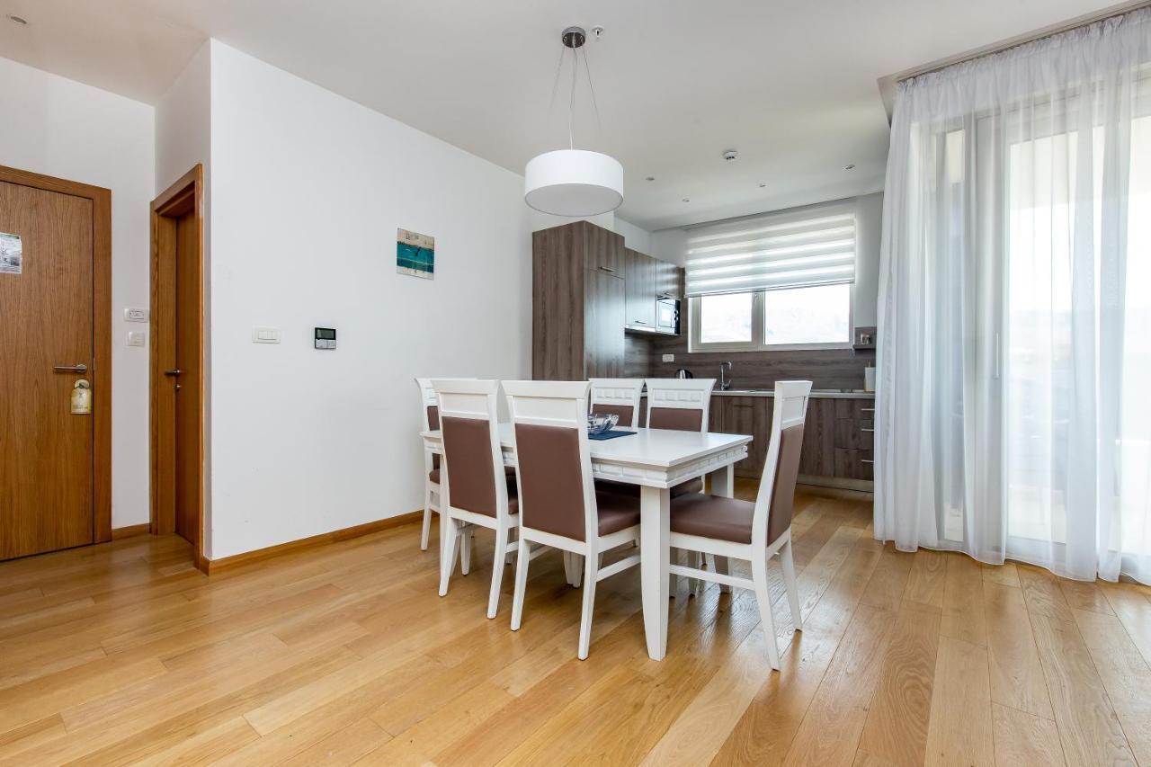 Apartman Lora In *